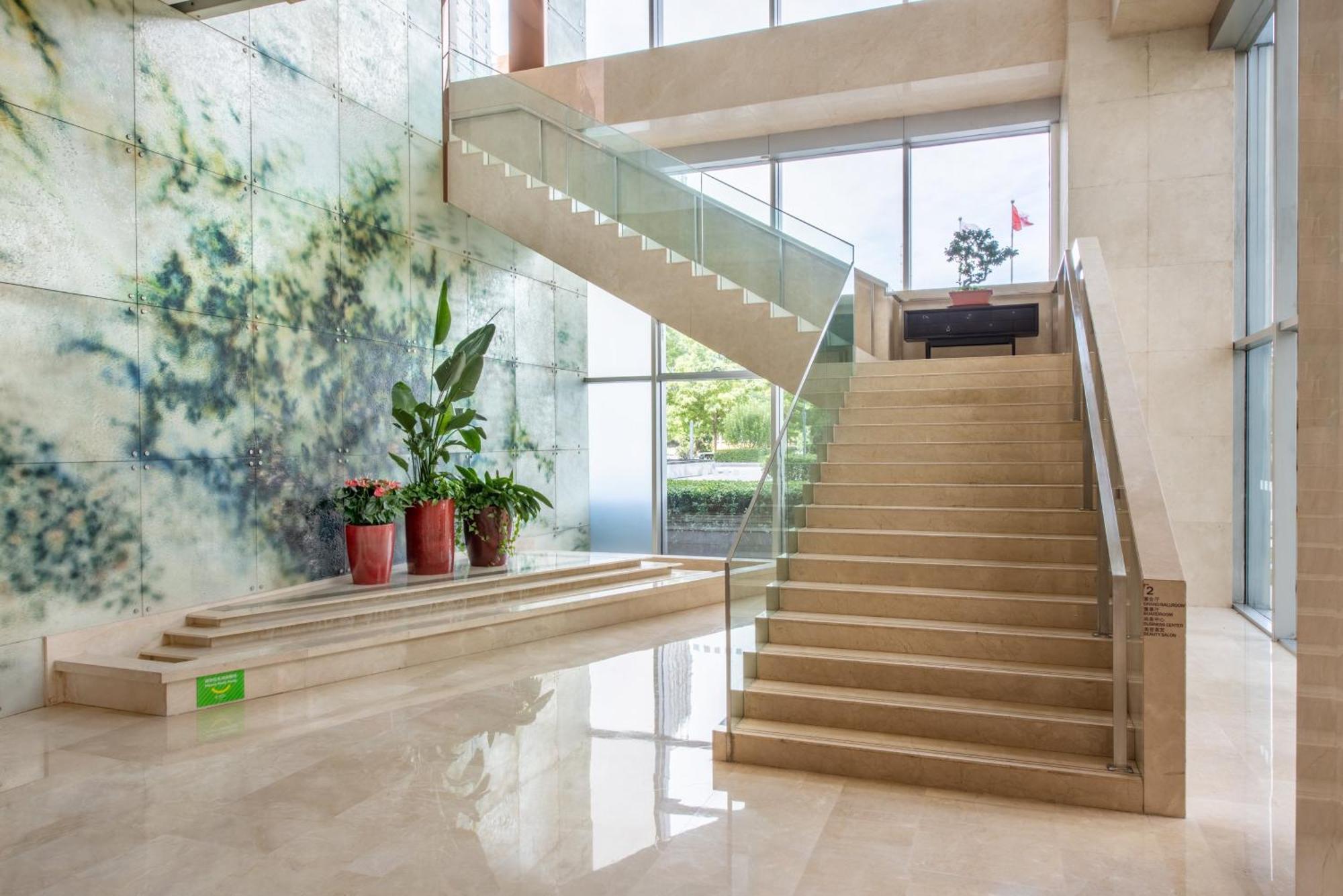 Holiday Inn Beijing Focus Square By Ihg Eksteriør bilde